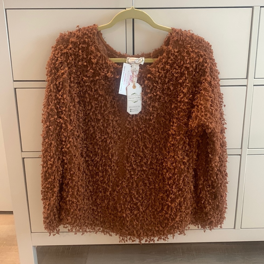 Pink lily pumpkin spice daydreams sweater (color rust) NWT